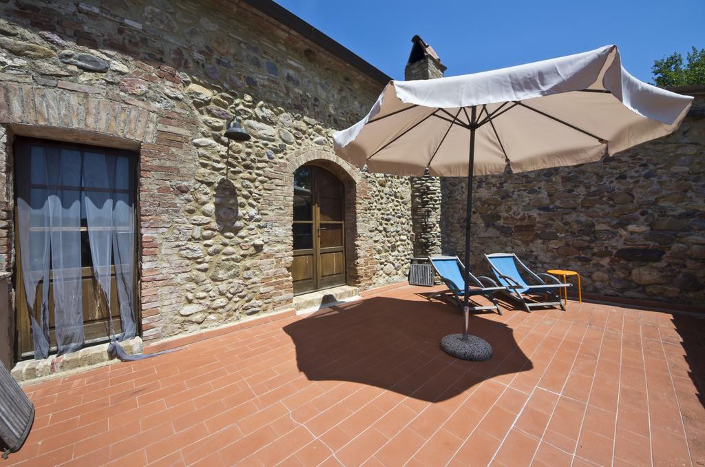 Agriturismo Il Casalino Pari Exterior foto
