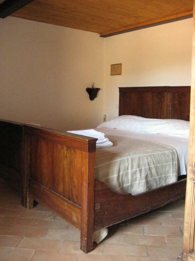 Agriturismo Il Casalino Pari Exterior foto