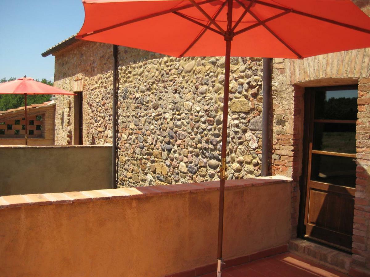 Agriturismo Il Casalino Pari Exterior foto